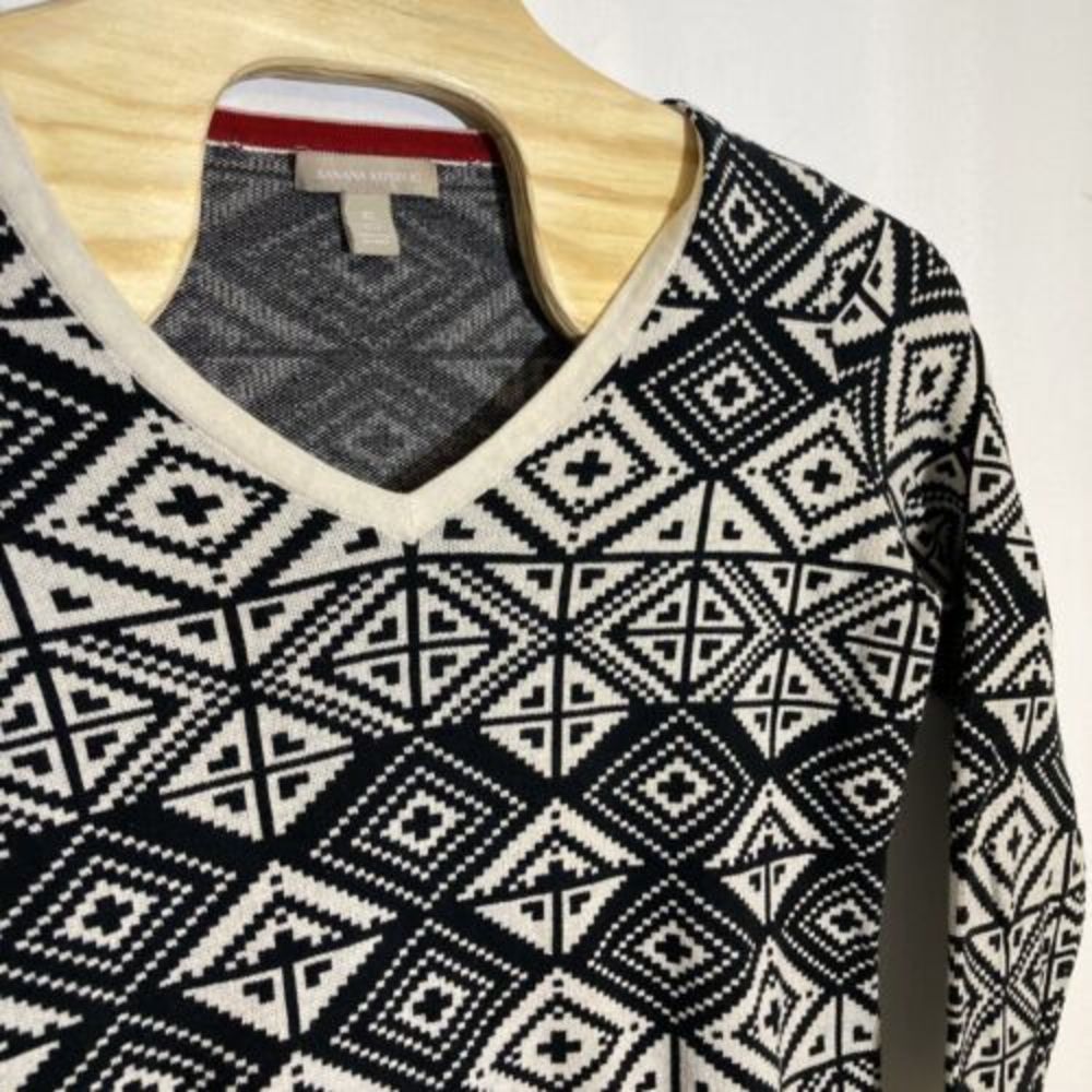 BANANA REPUBLIC Women’s XL Aztec Print Sweater Cotton‎ Black Cream V Neck